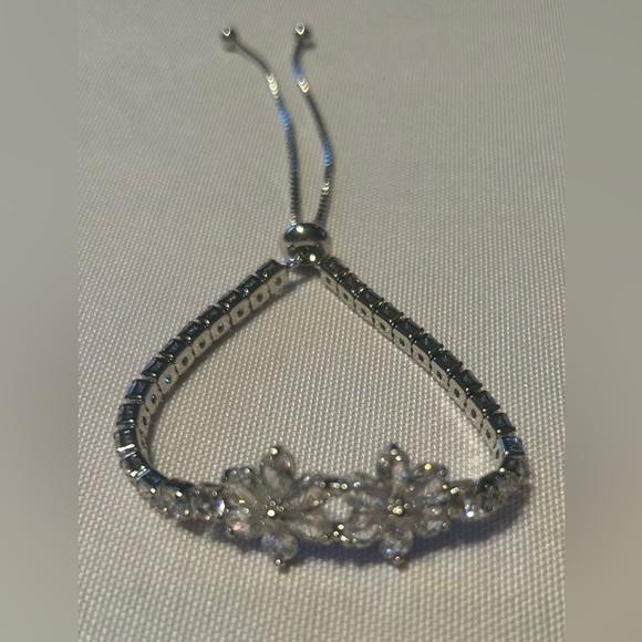 Silver Floral Crystal Slider Bracelet - Sparkling Clear Stones - Picture 3 of 5